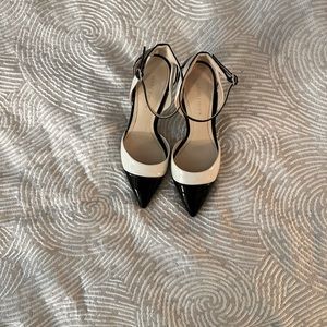 Marc Fisher High Heels size 7, cream and black
